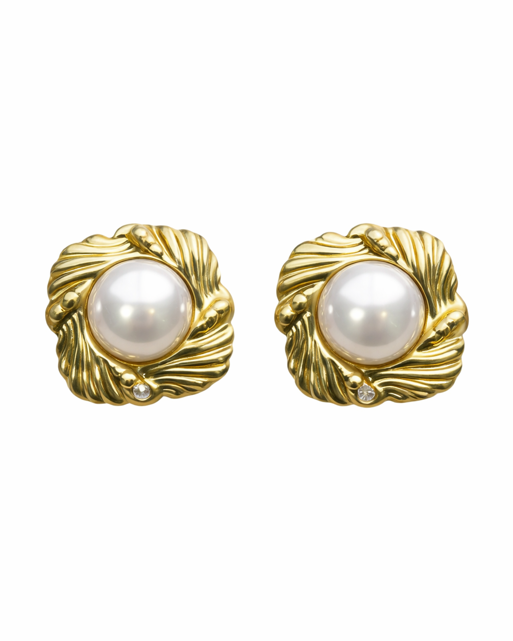 Pearl Studs