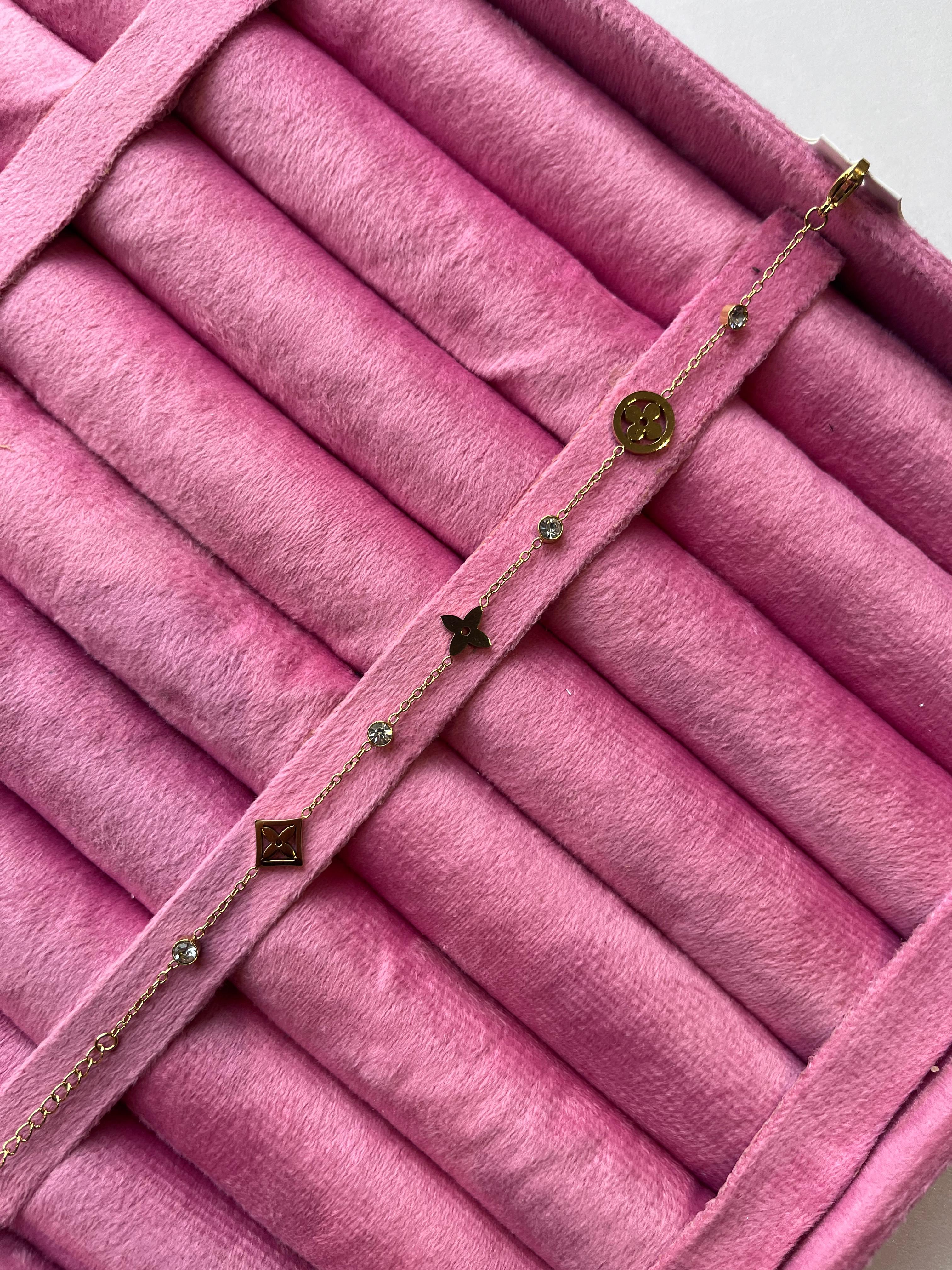 Golden Fleur Charm Bracelet