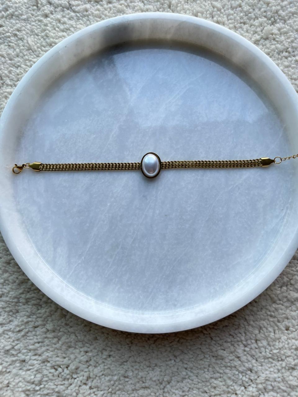 Pearl Essence Bracelet