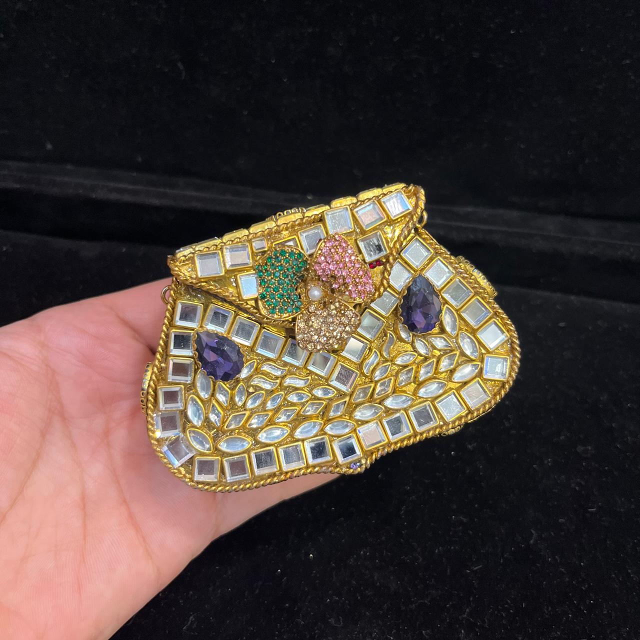 Kundan Royal Clutch