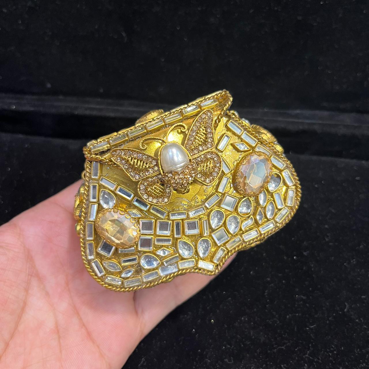 Kundan Royal Clutch